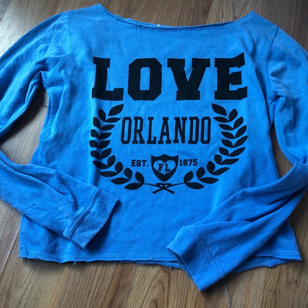 Long sleeved shirt